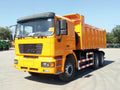 شاحنة قلابة SHACMAN F3000 بـ 12 عجلة صغيرة للخدمة الشاقة للبناء الحضري بقوة 290 حصان قلاب قيادة يمنى انبعاثات يورو 2 ديزل دفع 6x4 جديدة