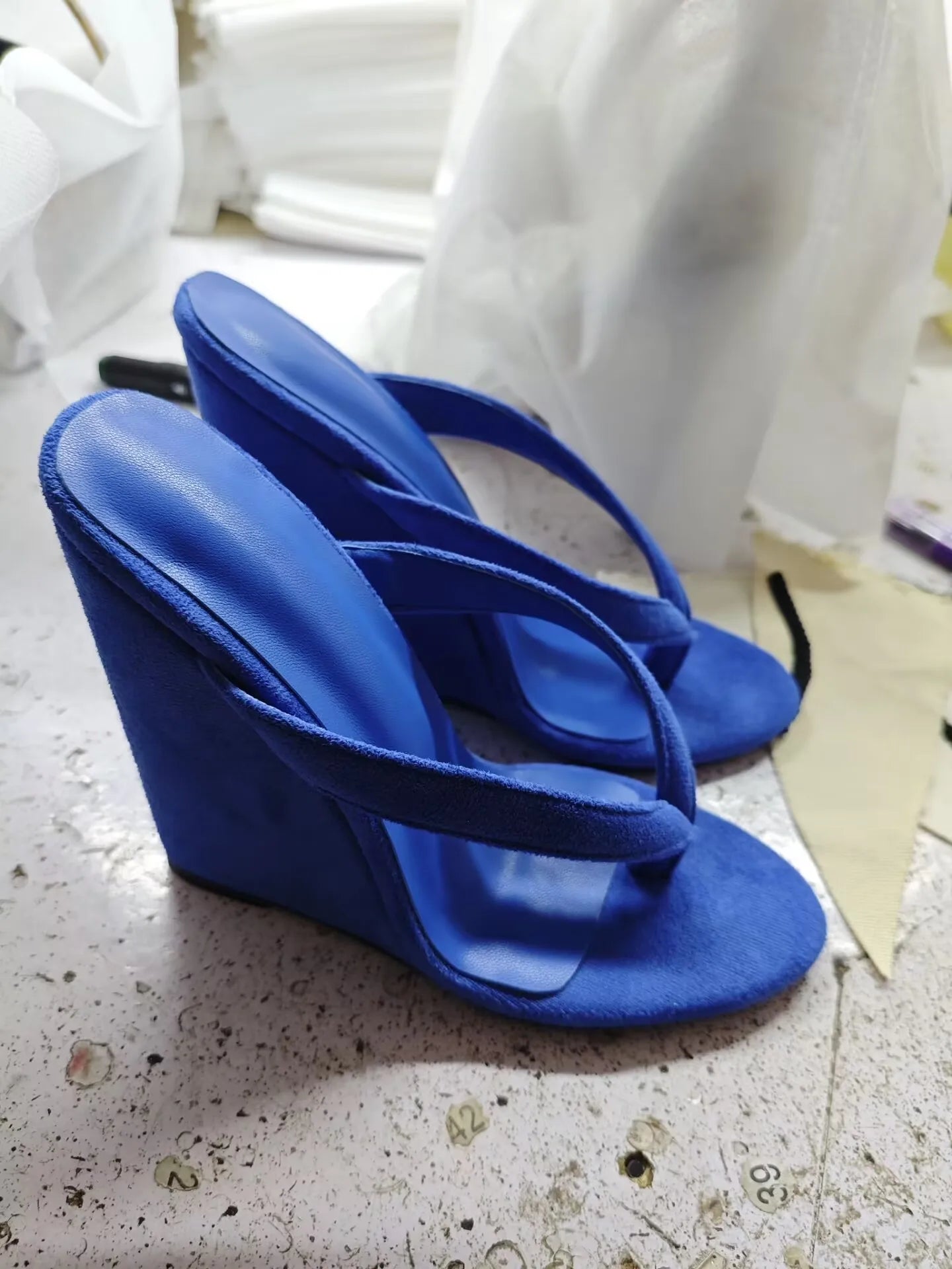 Summer Lightweight Fashion Sandals Round-Toe Flip-Flops Wedge Heels Womens High Heels Shoes Anti-Slippery Outdoor