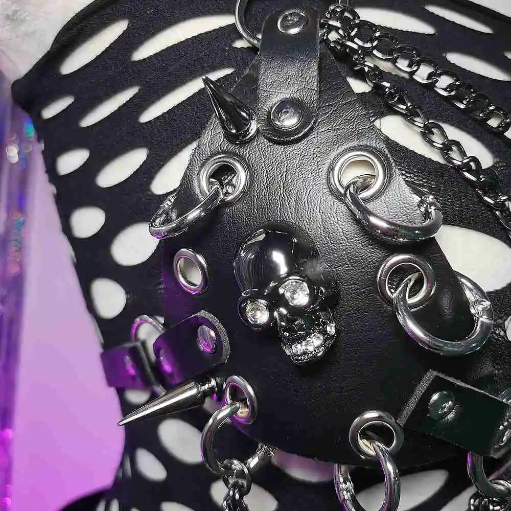 Women's Y2K Goth Top Emo Clothing Gothic O Ring Boho Tank Top with Spikes Punk Rock Style for Teens Rave Festival Grunge T-Shirt