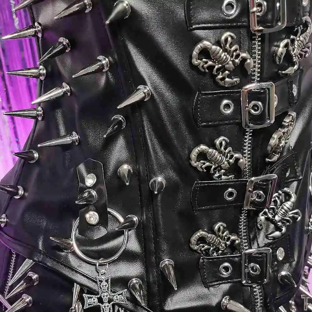 Women's Y2K Emo Clothing Grunge Goth Cross Tanks Top with Spikes Studded Scorpion Punk Rock Design for Rave Festival Shirt Teens
