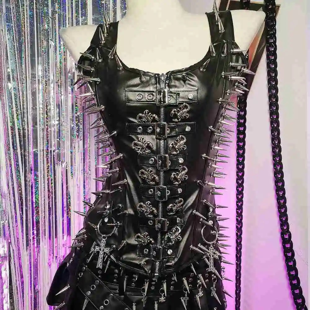 Women's Y2K Emo Clothing Grunge Goth Cross Tanks Top with Spikes Studded Scorpion Punk Rock Design for Rave Festival Shirt Teens
