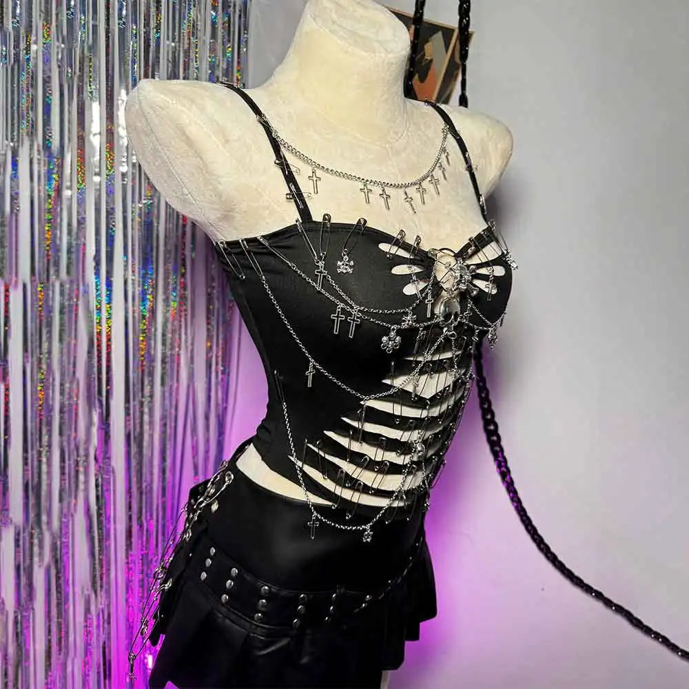 Women's Y2K Gothic Cross Crop Top Emo Grunge Punk Tank Egirl 90s Sexy Goth ALT T-Shirt for Rave Festival Alternative Clothing