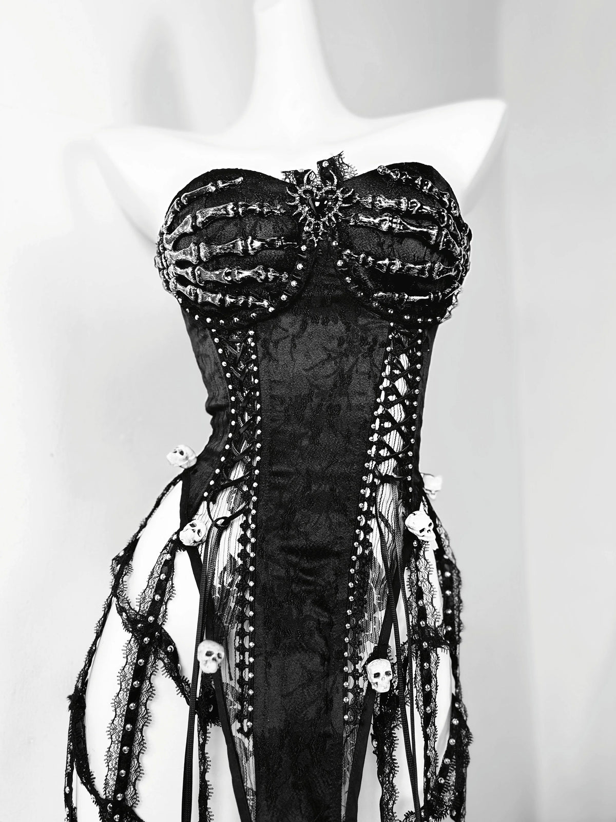 Original Heavy Industry Handmade Pure Black Goth Dark Strap Drawstring Corset Bird Cage Affordable Corset Top For Women
