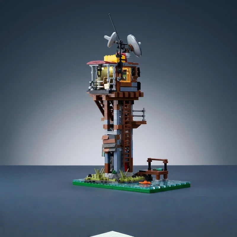 Post-Apocalyptic Watchtower Building Blocks Set, Abandoned Lighthouse Model with Satellite Dish, DIY Assembly Bricks, Collectibl