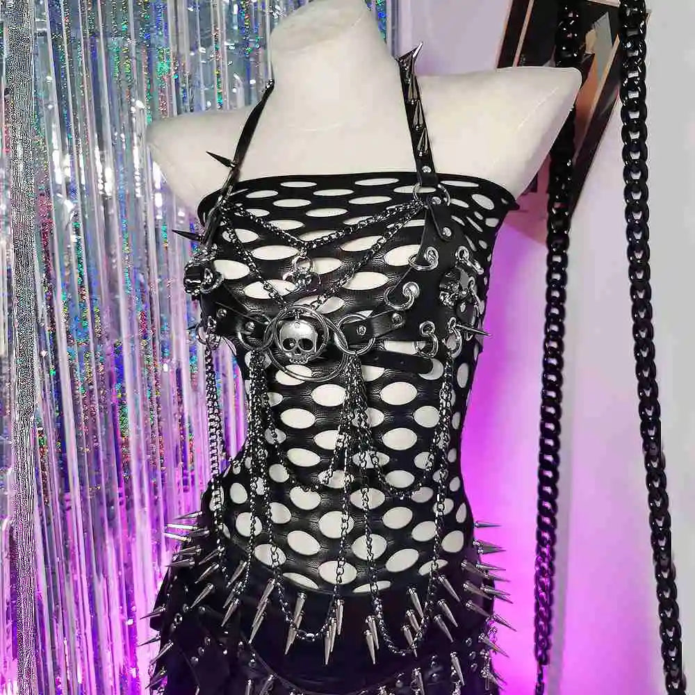 Women's Y2K Goth Top Emo Clothing Gothic O Ring Boho Tank Top with Spikes Punk Rock Style for Teens Rave Festival Grunge T-Shirt