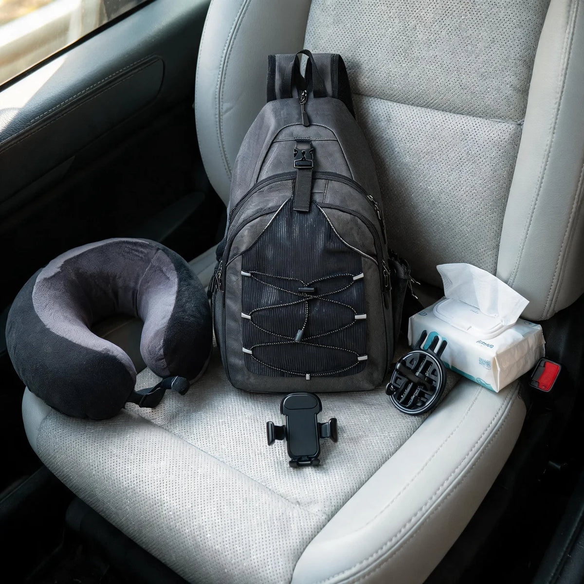 Pickleball Paddle Carrier Backpack, Versatile Cycling Chest Bag for Sports Enthusiasts and Travelers