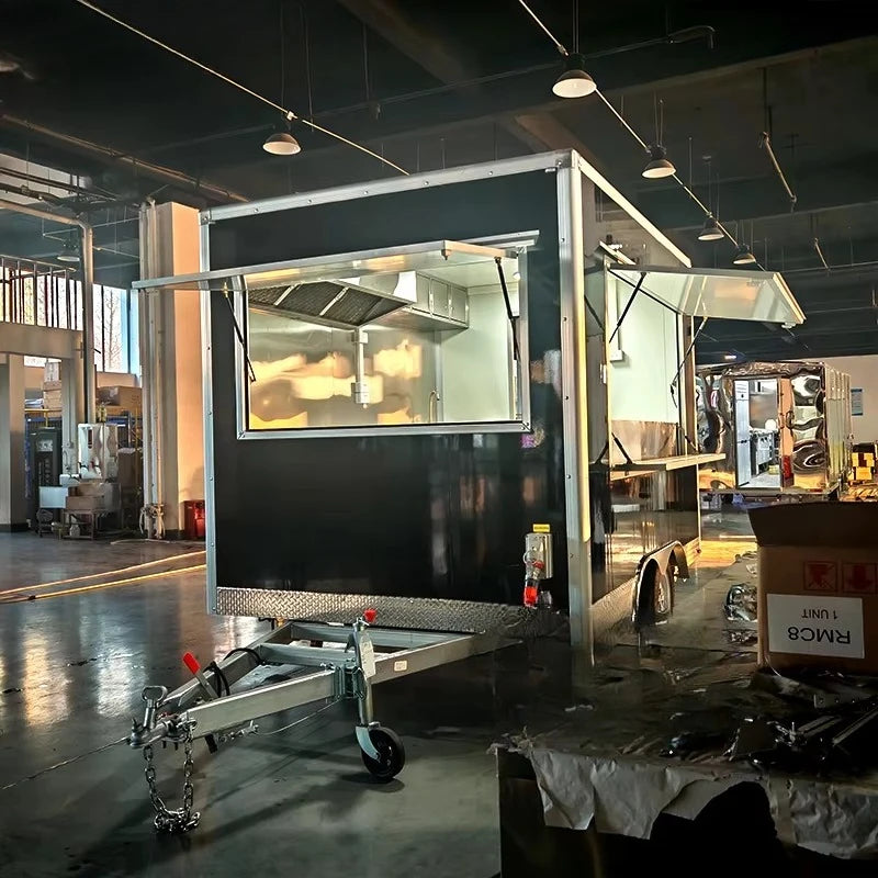 Remorque Fully Equipped Mobile Kitchen Food Trailer Pizza Fast Food Truck Full Kitchen Large Storage Outdoor Event Catering