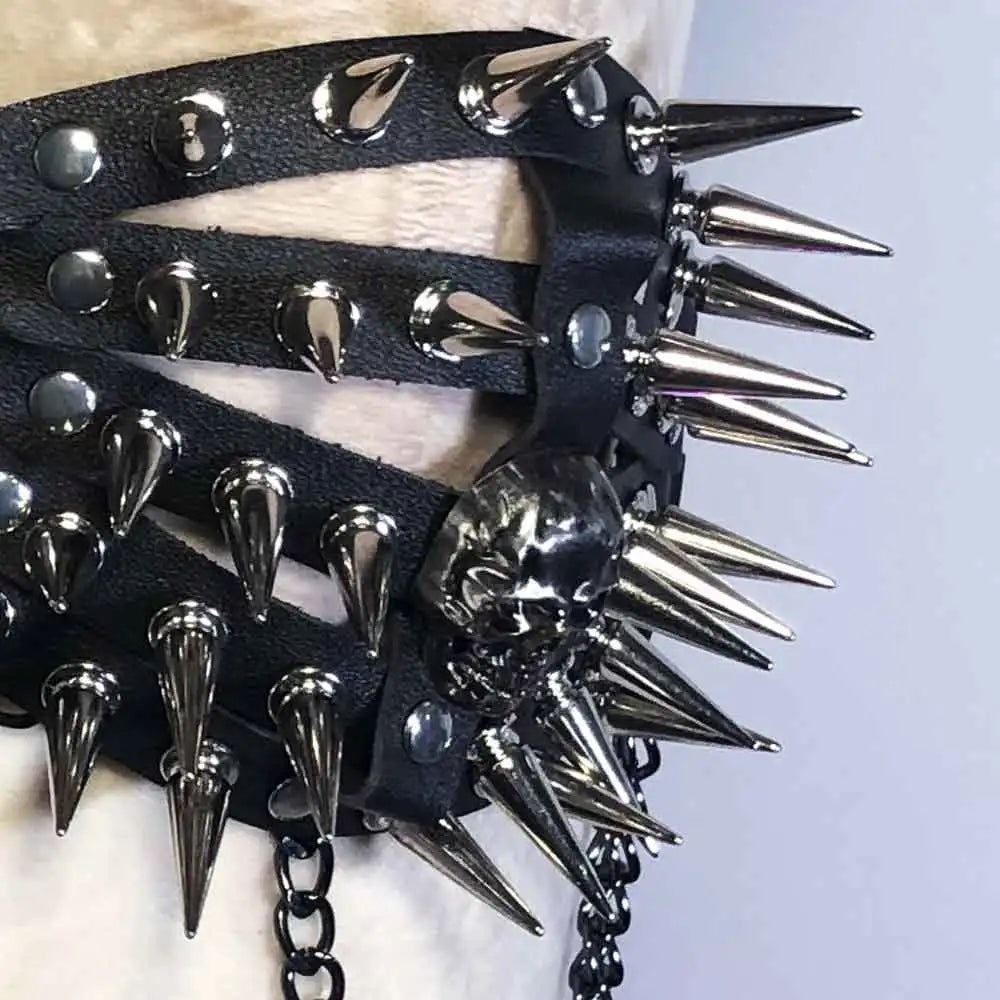 Gothic Emo Punk Women's Top Alternative Grunge PU Leather Tank Y2K ALT Harnesses 90s Style with Spikes Design Gothic Clothes