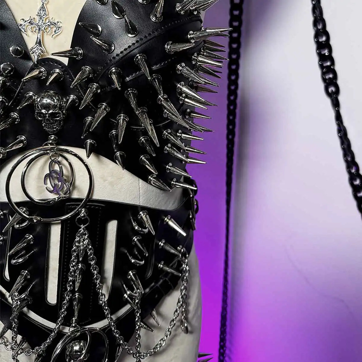 Y2K Halter Top Gothic Punk Rock Emo Revival Chain Spiked Studded Rivet Clothing with Spikes Goth Grunge Rave Festive Tops