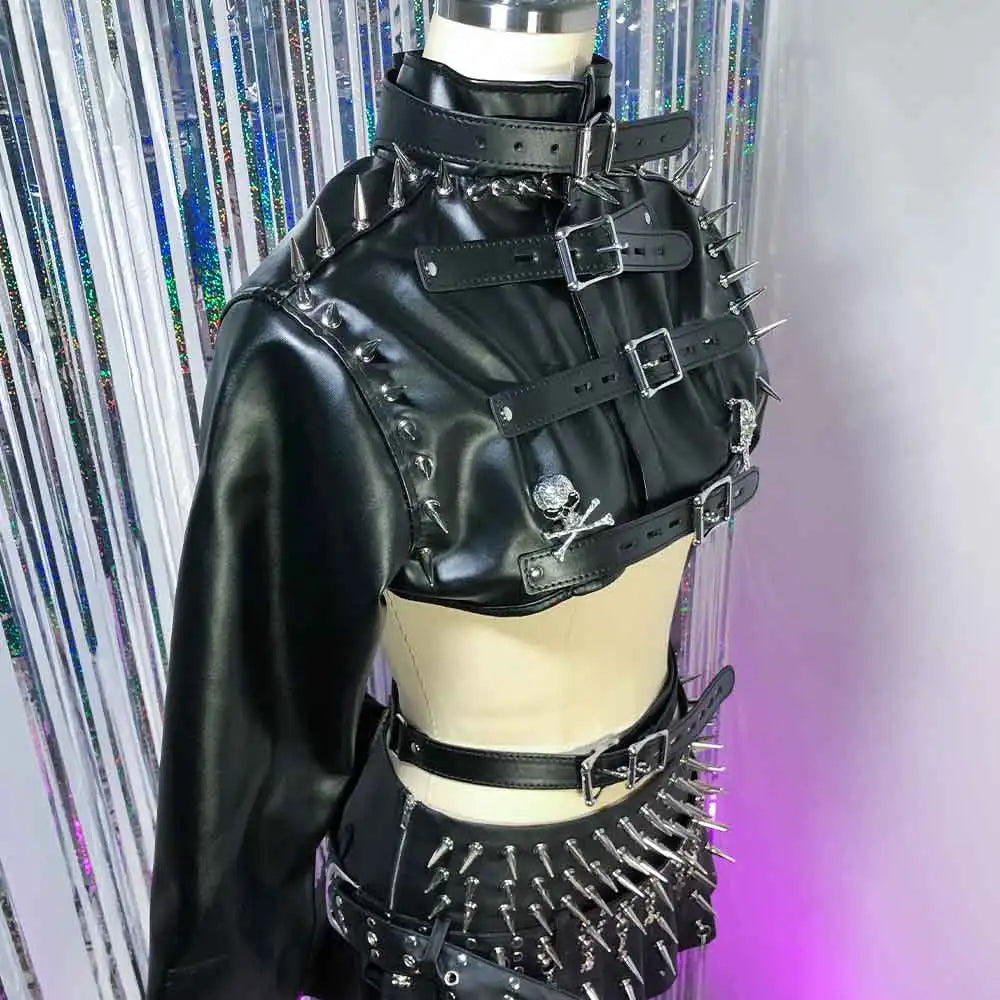 Gothic T-Shirt with spikes for Teen Girls Emo Skull Harajuku Style Long-Sleeve Punk Rock Kawaii Grunge Studded Rivet Design E-G