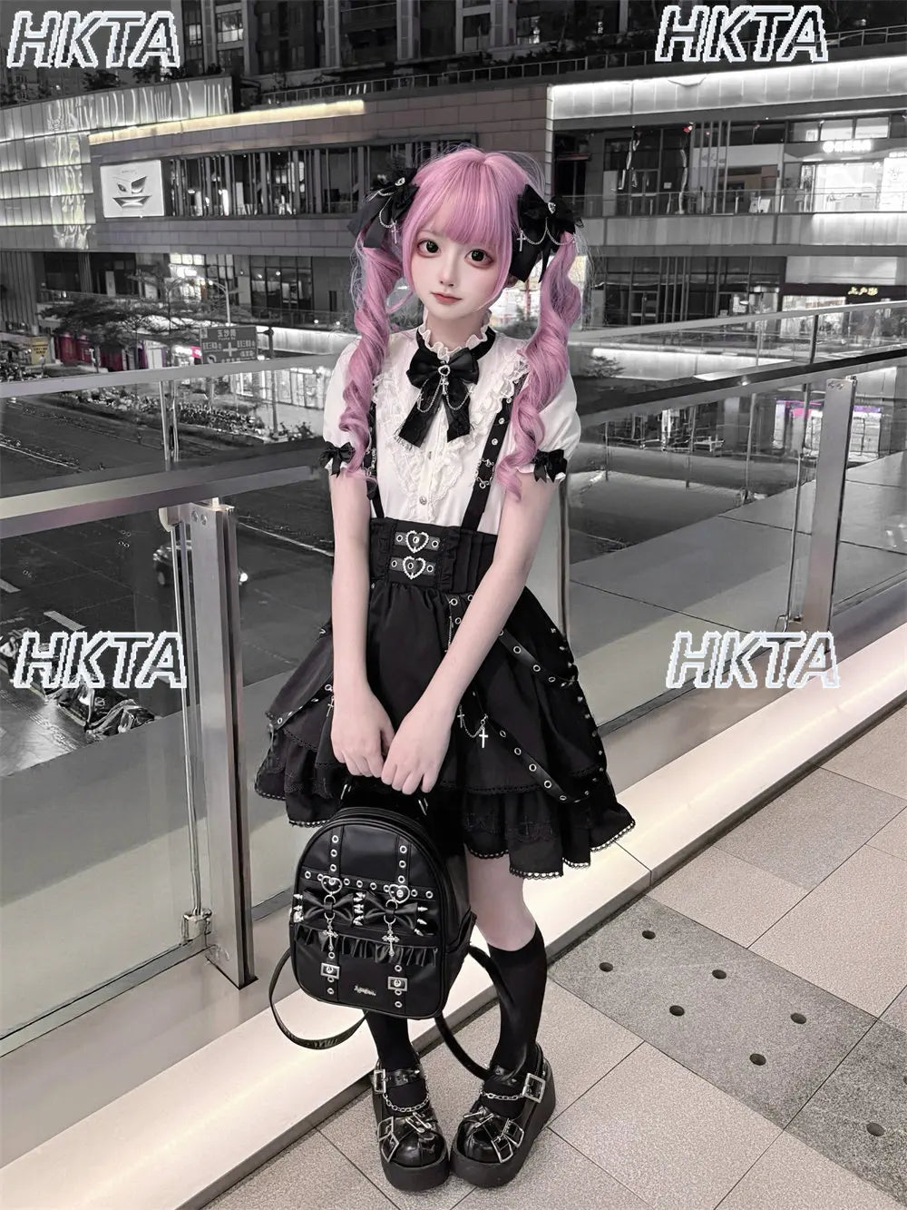 Dark Y2K Punk Autumn New Lolita Riveted Pleated Bow Backpacks Ladies Subculture Goth High Street Personality Bag Black Bag Women