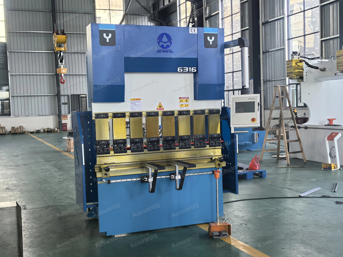 Customized 63T1600 TP10S Controller CNC Hydraulic Press Brake Machine for Bending Sink and CisternBending Machine