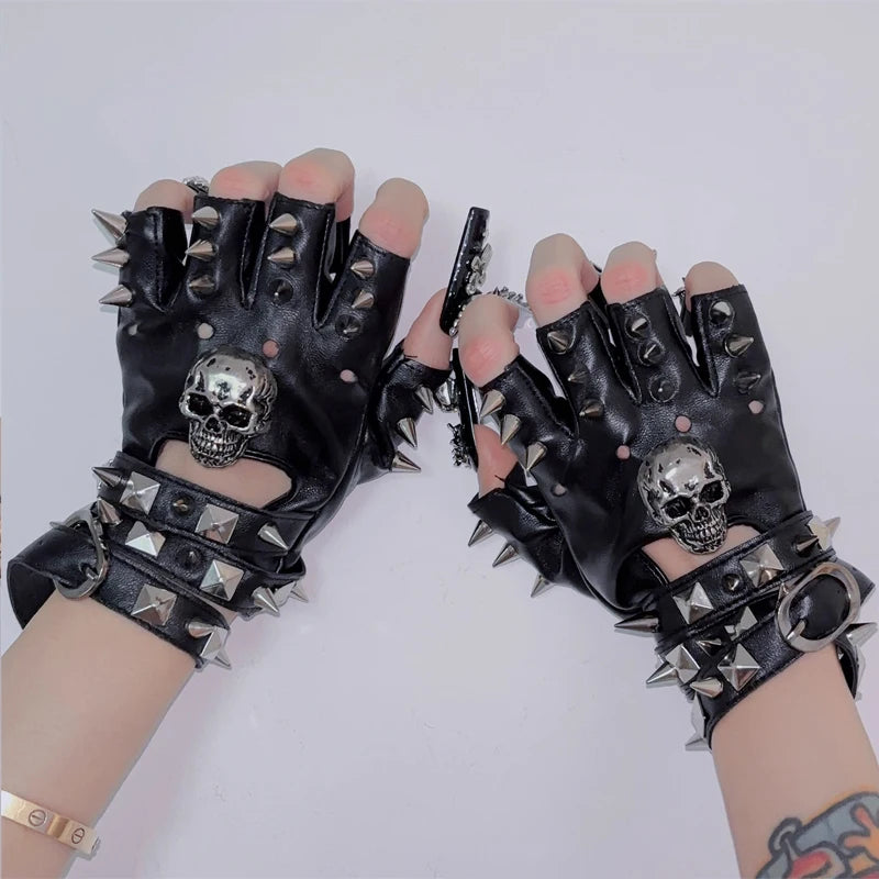 Punk Vintage Glove Y2K Fashion Gothic Harajuku Metal Rivet Skull Half Finger Black PU Leather Rock Gloves Lolita Coaplay Gloves