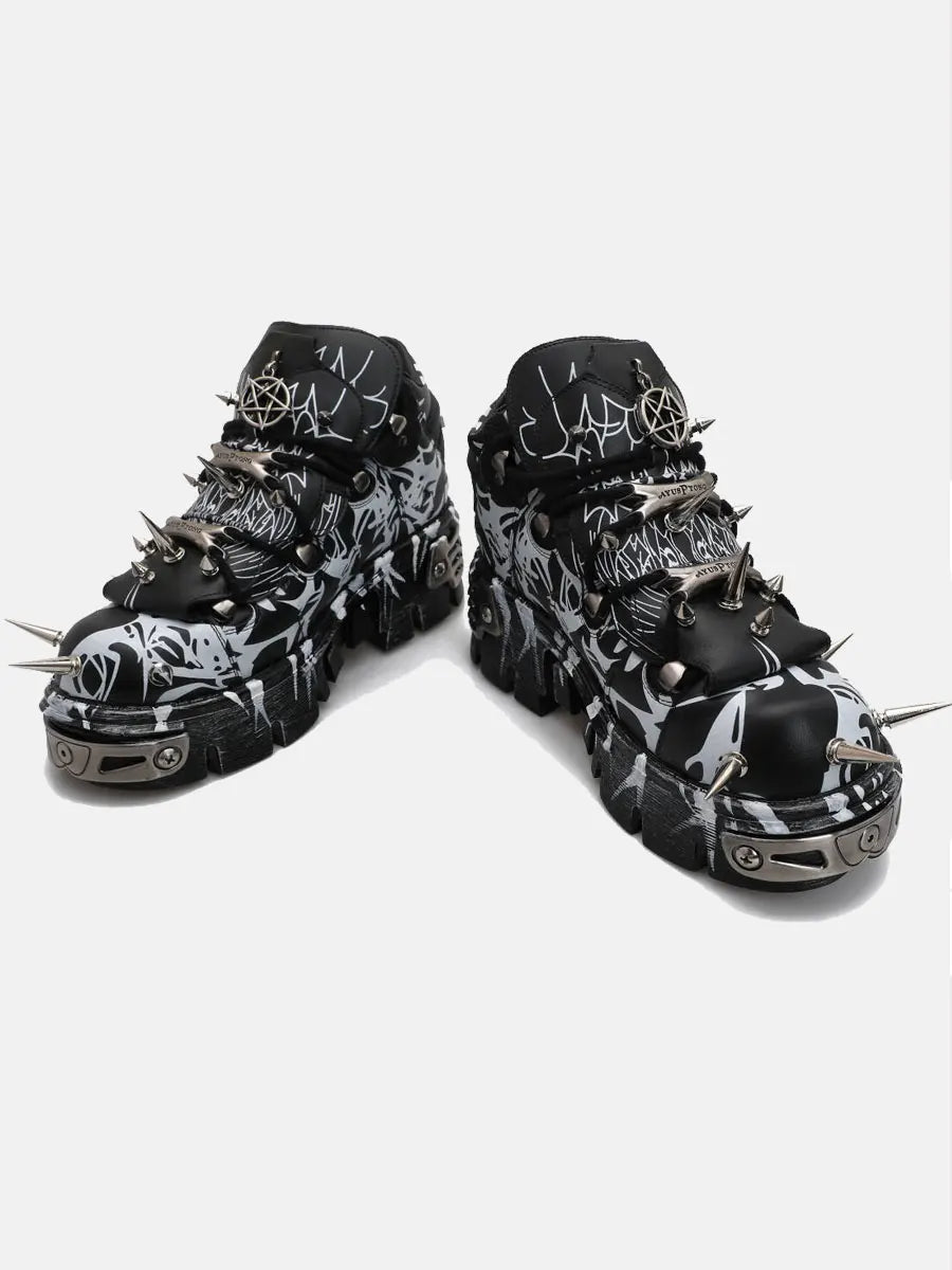 2026 New Original Design Graffiti Platform Men's and Women's Dark Rivets Rock Punk Heightening Muffin Casual Dad Shoes