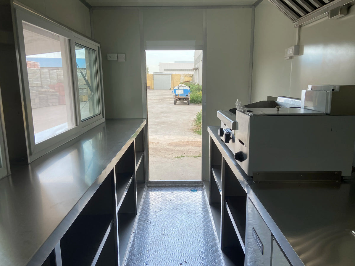 Mobile Food Truck With Fully Equipped Kitchen Street Vending Trailer With Fryer Grill Sink For Hot Dog Burger Pizza
